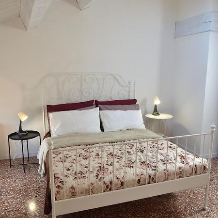 Olly Home Luxury Loft Noale Exteriér fotografie